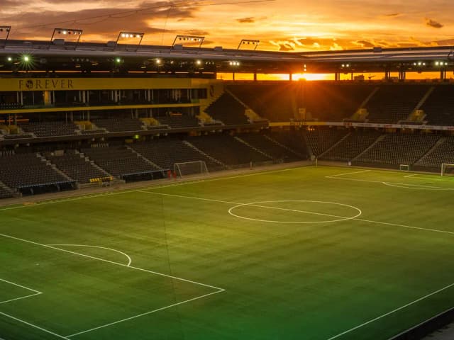 De Brügglifeld à Hardturm : les stades mythiques de l'Histoire du football suisse